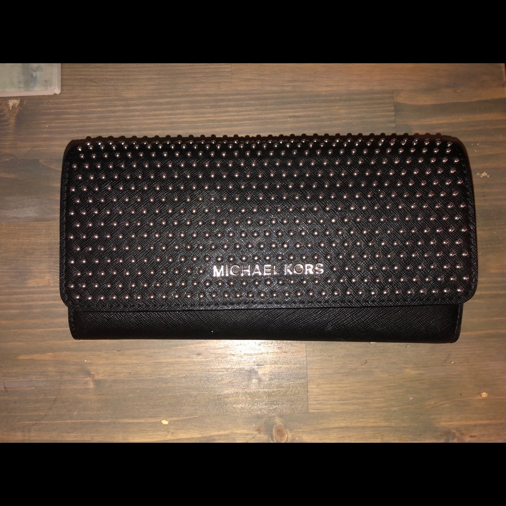 Black authentic Michael Kors leather wallet